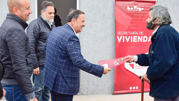 El Gobierno Provincial ejecuta más de 1800 viviendas en zona Sur y Este de la Capital